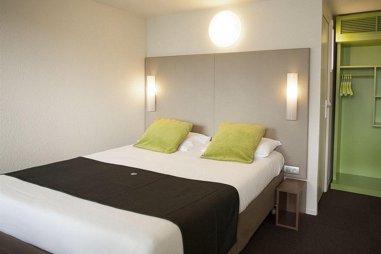 Campanile Melun Sud - Dammarie Les Lys Hotel Buitenkant foto